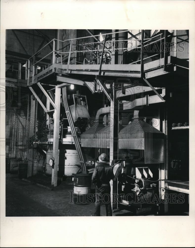 1963 Press Photo The McDowell Company&#39;s new iron making processing plant- Historic Images