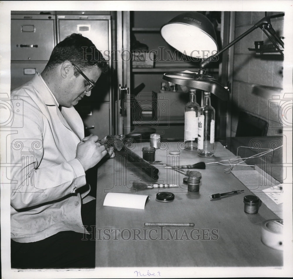 1970 Press Photo David Nibert, chief  of the Bureau of Criminal Investigation- Historic Images