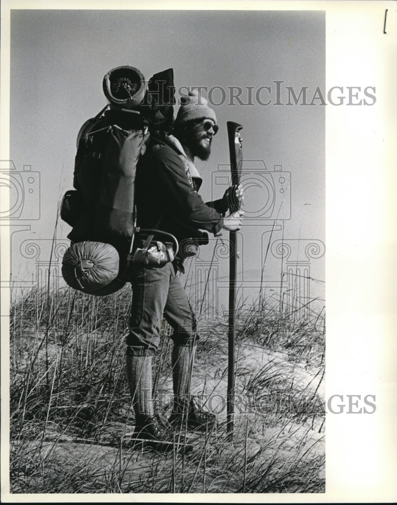 1979 Press Photo The hiker Steve Youst, retired teacher- Historic Images