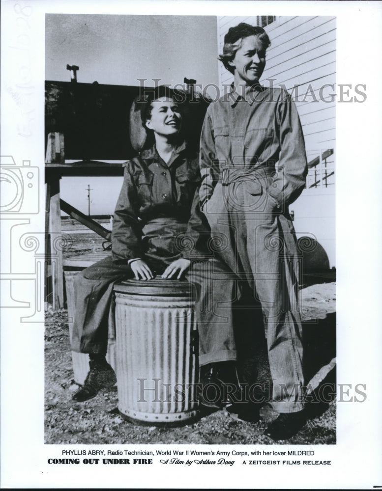 1994 Press Photo Phyllis Abry with Lover Mildred in Coming Out Under Fire- Historic Images