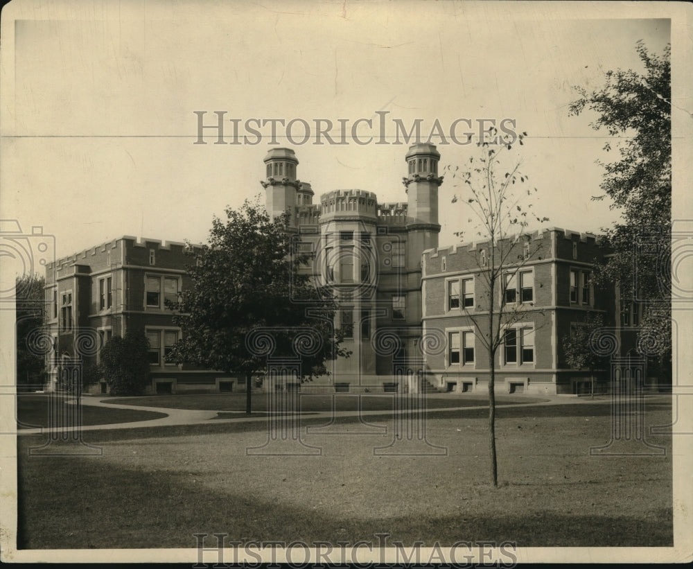 1970 Press Photo Flora Mather Hall College for Women at CWRU- Historic Images