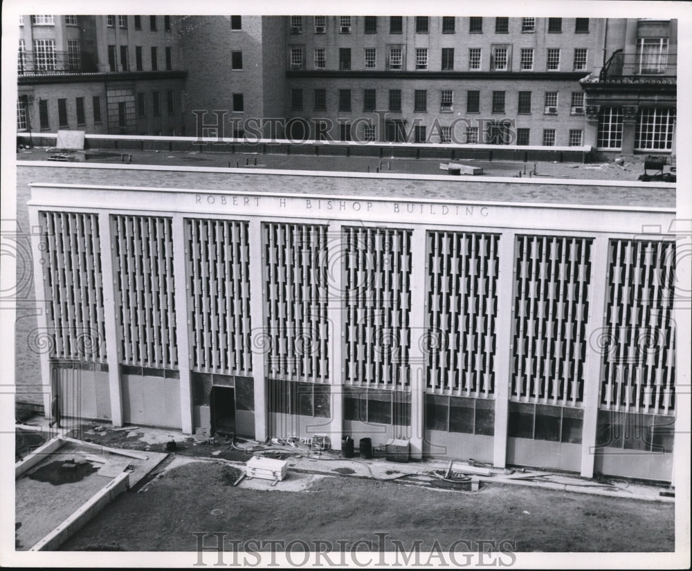 1966 Press Photo Western Reserve University, Medical Center, Robert Bishop bldg- Historic Images