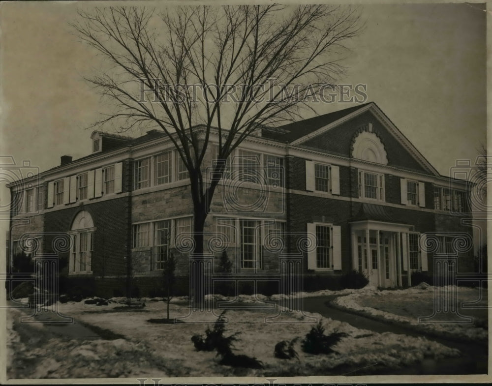 1951 Press Photo New Shaker Hts Library 3450 - Historic Images