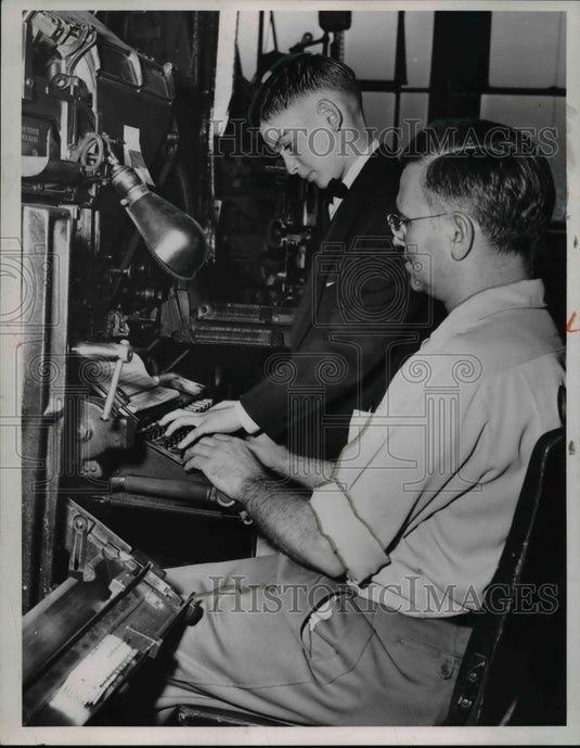 1953 Press Photo Alfred Frankel & Ben Nash The News Employees- Historic Images