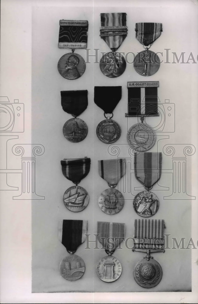 1963 Press Photo War Medals Collection from Bill Halliweid- Historic Images