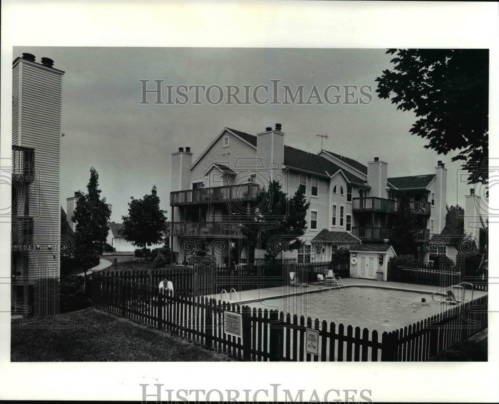 1991 Press Photo The Courtyard Condominiums- Historic Images