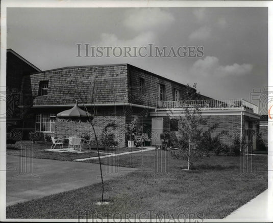 1971 Press Photo Apartment at Stratford Village in 35395 Detroit- Historic Images