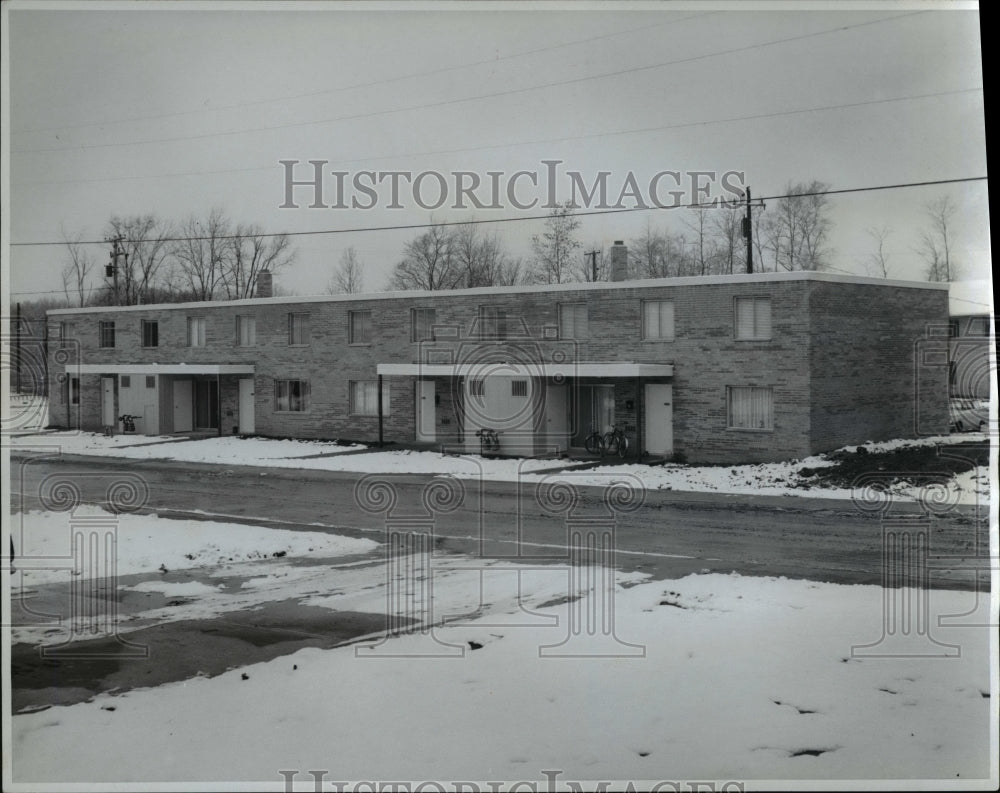 1963 Press Photo Apartments- Historic Images