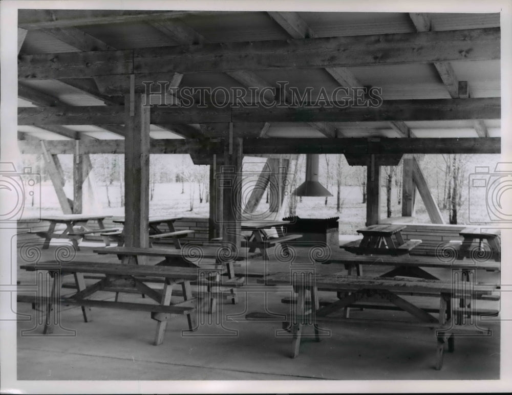 1963 Press Photo Picnic area at Bradley Woods Reservation- Historic Images