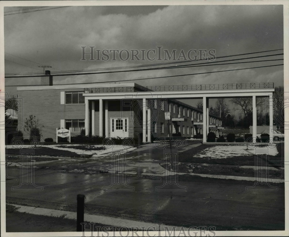 1968 Press Photo 14901 Tuney Rd, Maple Hts Apartment- Historic Images