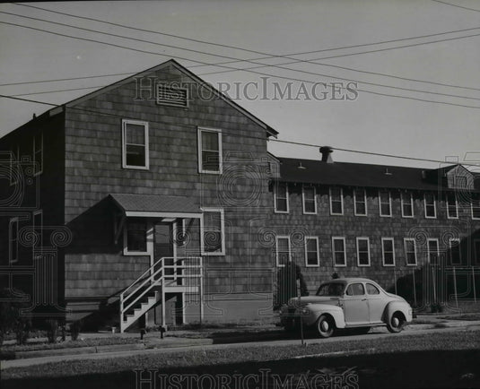 1946 Press Photo Navy Park Aparments in the old Barracks building- Historic Images