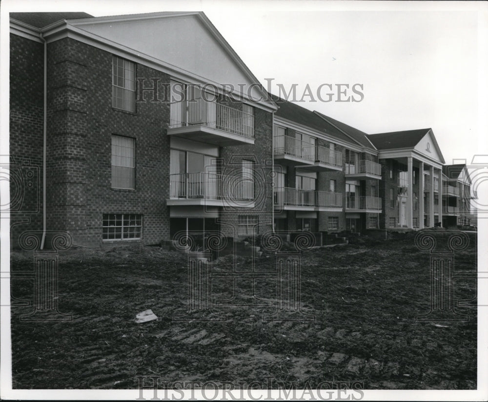 1972 Press Photo The Remanco Versailles Apartments- Historic Images