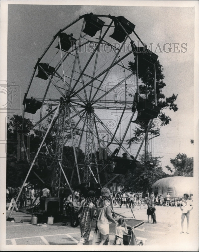 1971 Press Photo The ride in Lakewood Park- Historic Images