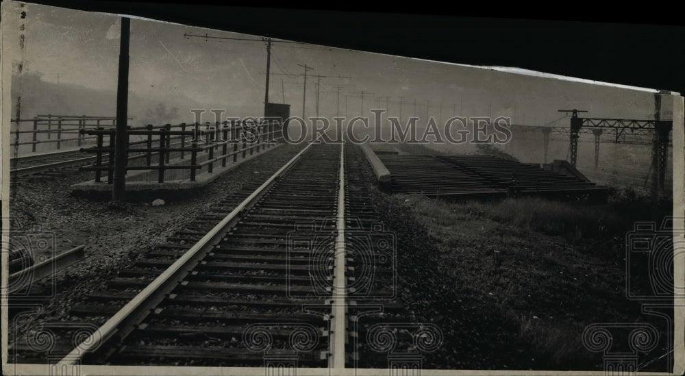 1946 Press Photo Shaker Heights Rapid Transit- Historic Images