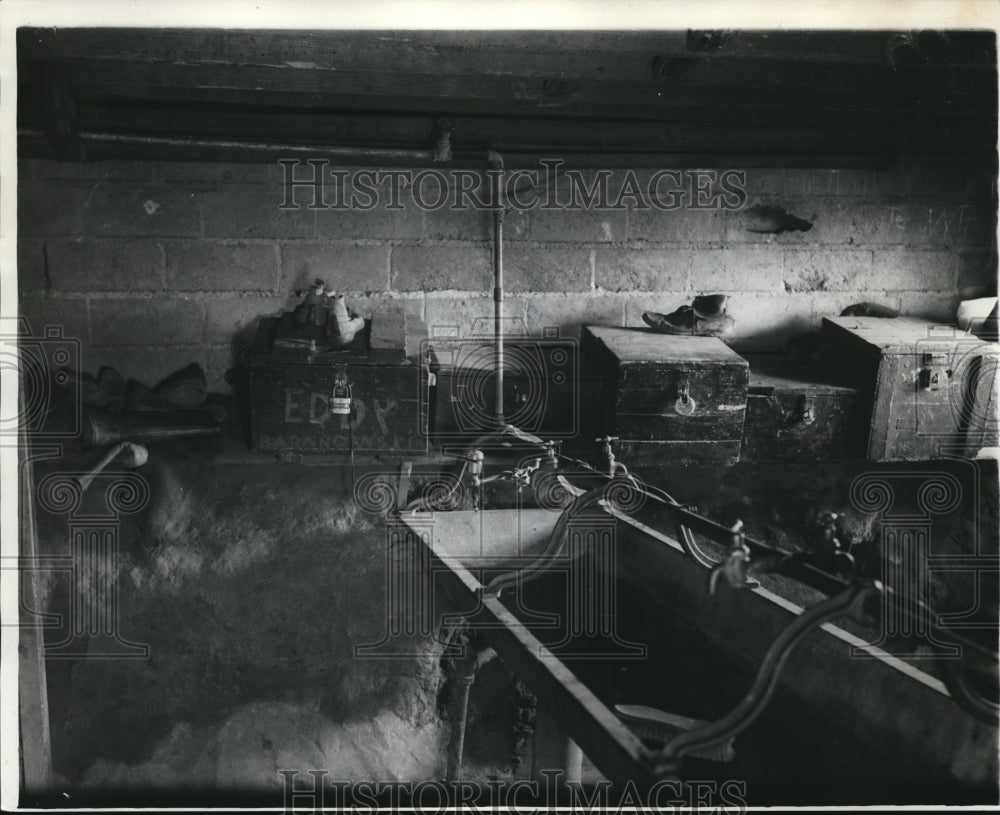 1930 Press Photo Wash Room in &quot;Adams&quot; Cottage in Hudson Boys Farm - cva74001- Historic Images