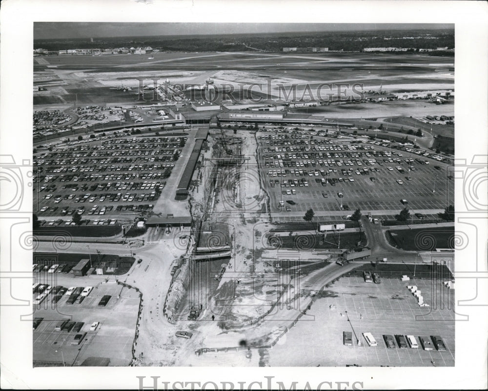 1966 Press Photo The rapid transit, CTS airport extension - cva74087- Historic Images