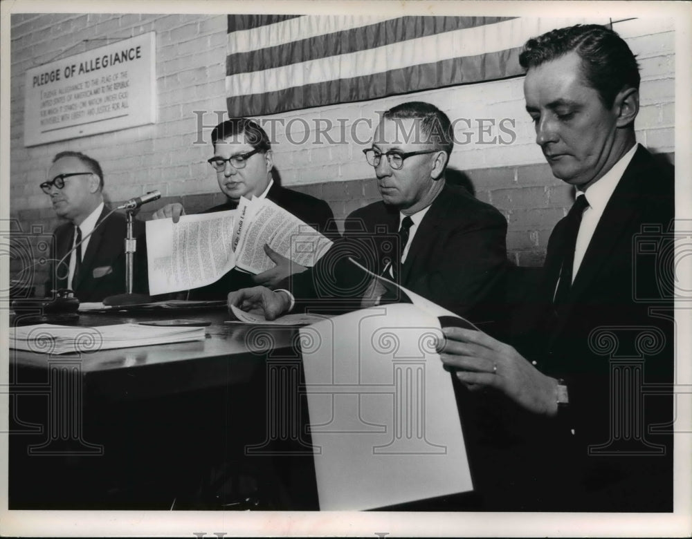 1965 Press Photo Muller Ruch and Hatten Scouelle Credit Union Meeting- Historic Images