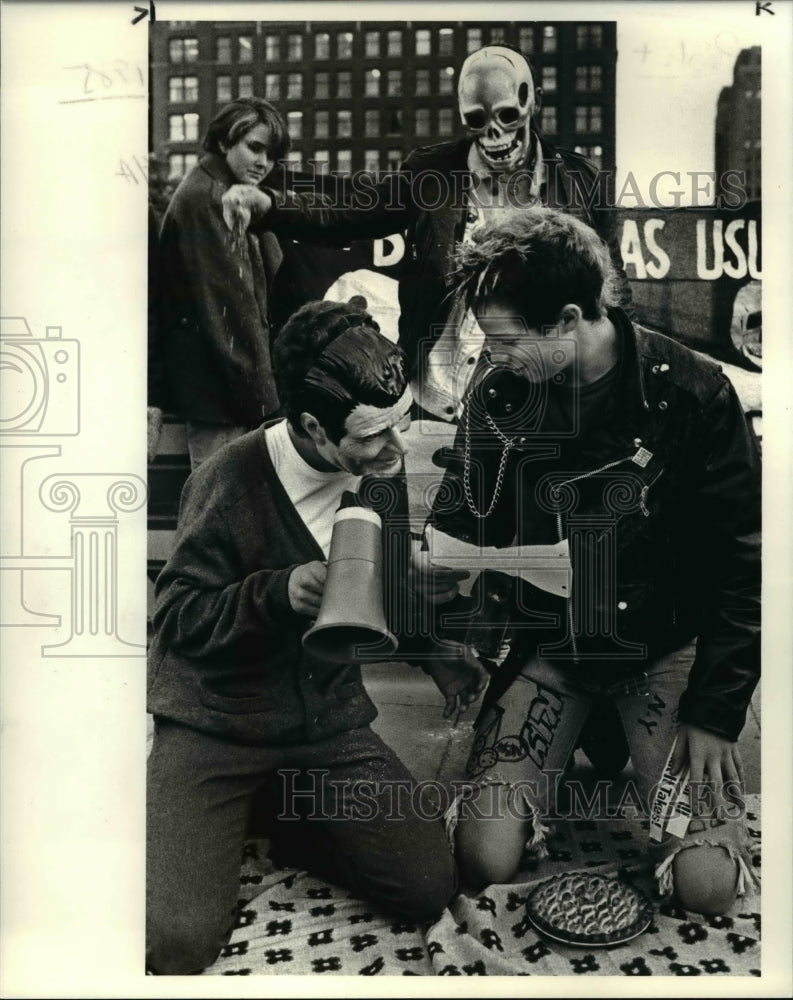 1985 Press Photo Pres Reagan alias David Lee & Gorbachev alias KLY discuss- Historic Images