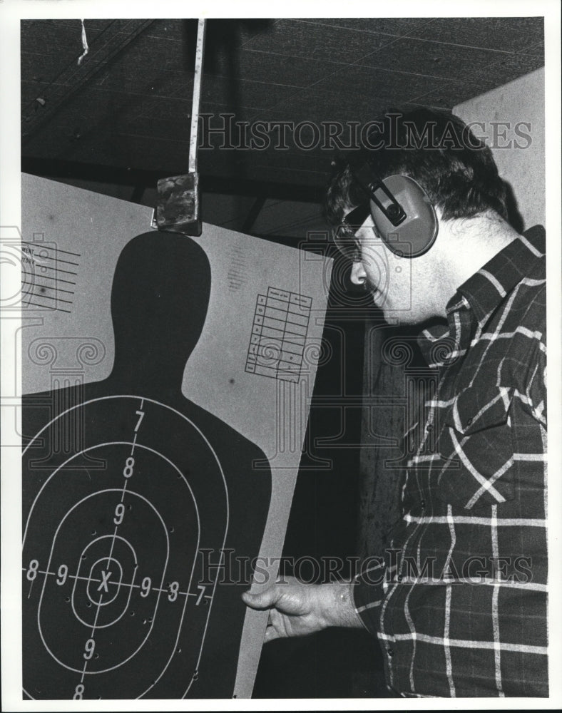 1986 Press Photo The shooting range target- Historic Images