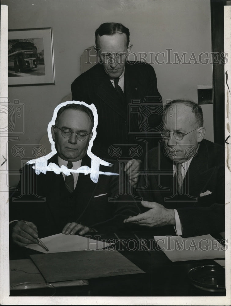 1942 Press Photo The new Transit board officials, William Reed and Wm. Keough- Historic Images