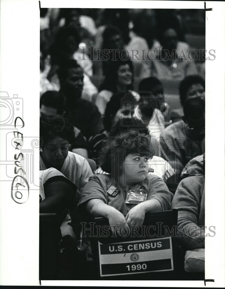 1990 Press Photo Holly Wilamosky of the US Census to kick off campaign- Historic Images