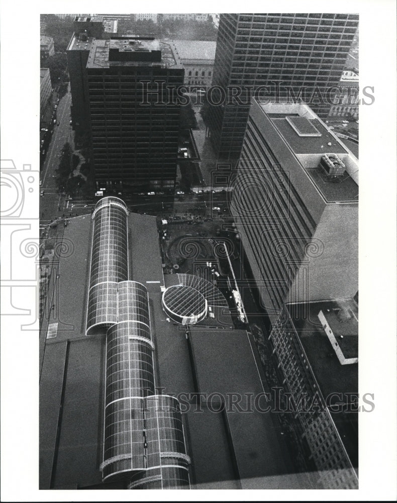 1989 Press Photo Galleria Building- Historic Images