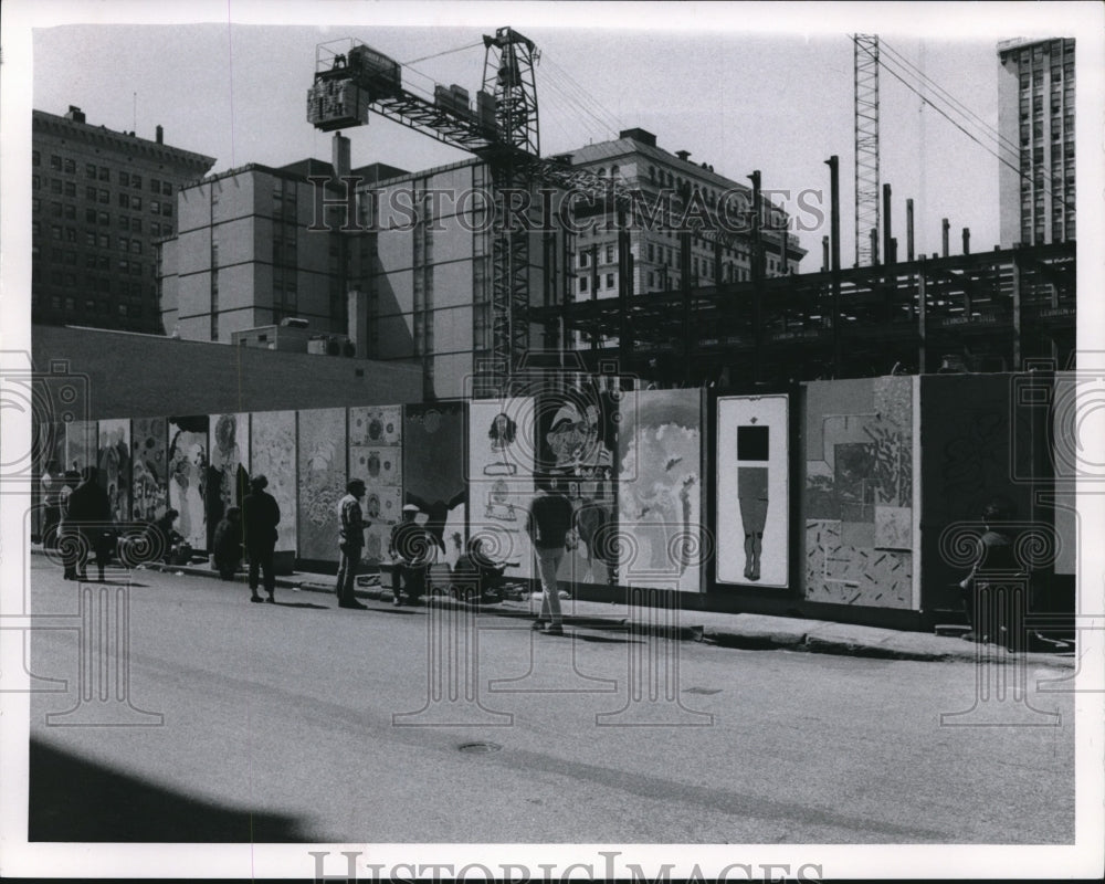 1968 Press Photo The mural making competition- Historic Images