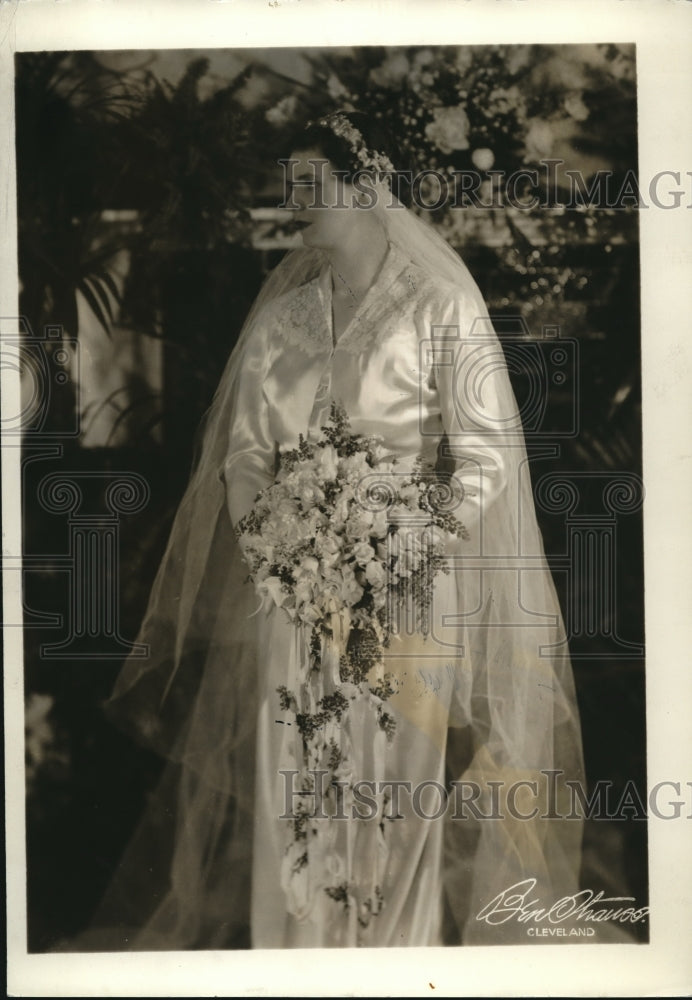 1936 Press Photo Ms. Eileen Demming&#39;s Wedding Gown- Historic Images