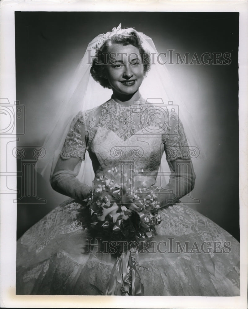 1953 Press Photo Wedding Gownds of Historical - Historic Images