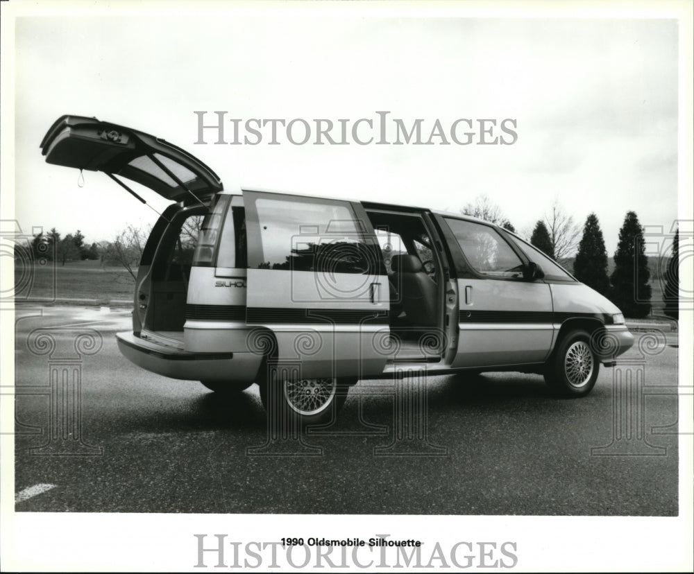 1990 Press Photo 1990 Olds Mobile Silhouette Van.- Historic Images