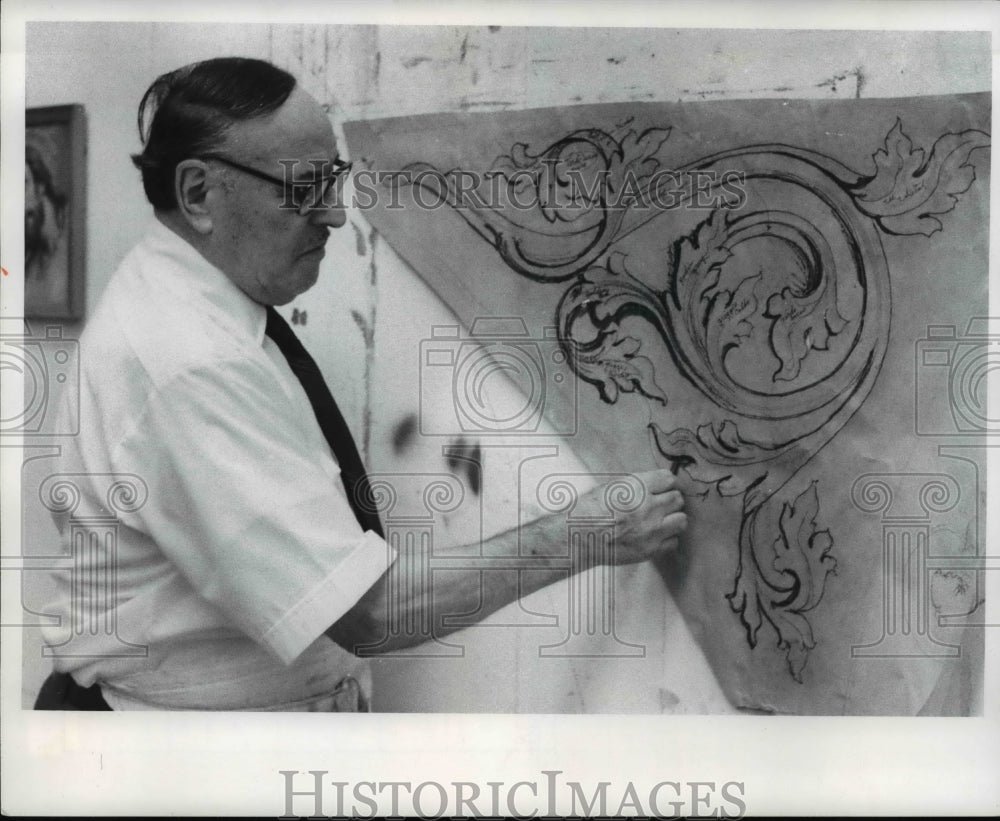 1972 Press Photo Romeo Celleghin working on St Johns Cathedral Renovation- Historic Images