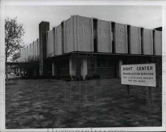 1966 Press Photo Sight Center for Society for the Blind in Cleveland.- Historic Images