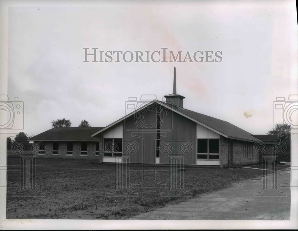 1967 Press Photo The new Olmsted Christian Church- Historic Images