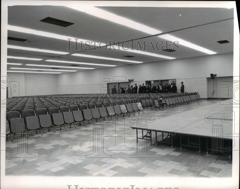 1964 Press Photo The Cleveland Convention Center in Mall Underground center- Historic Images