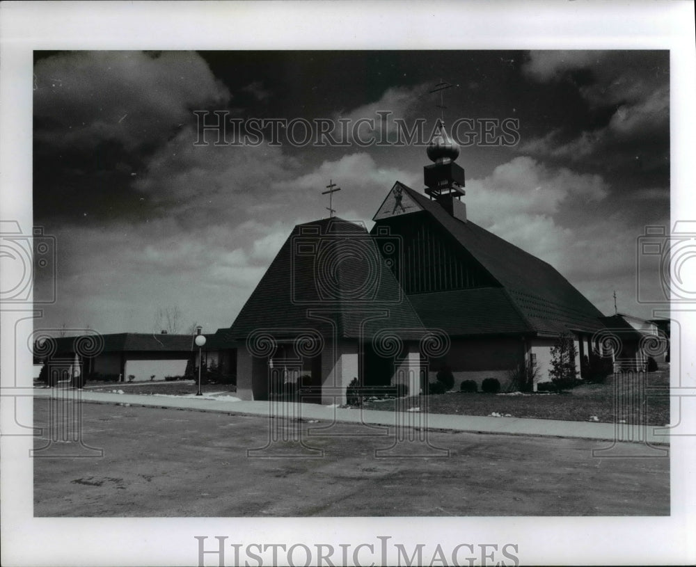 1974 Press Photo St Andrew Eastern Orthodox Church, Maple Park Dr- Historic Images