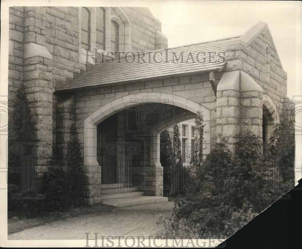 1929 Press Photo Entrance to Chapel in Highland Park Cemetery- Historic Images