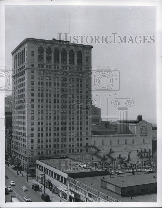 1958 Press Photo Keith Building at Euclid & E. 17th- Historic Images