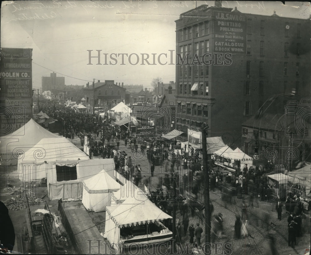 1957 Press Photo Wood street from Rockwell looking toward St. Clair in 1896.- Historic Images