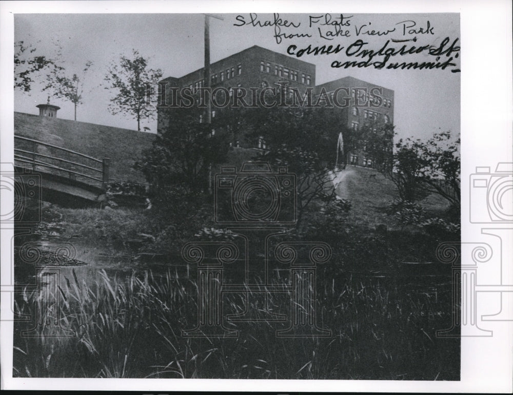 1961 Press Photo Shaker Flats from Lakeview Park cor Ontario St &amp; Summit - Historic Images