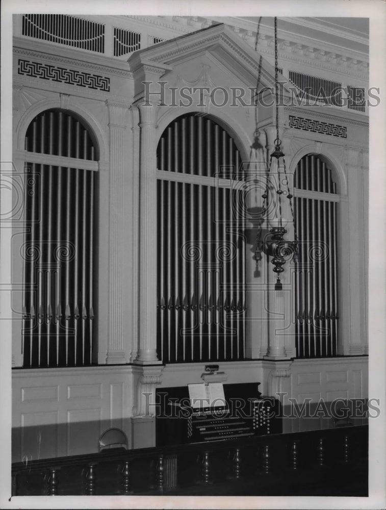 Load image into Gallery viewer, 1958 Press Photo Plymouth Church - cva91461
