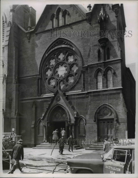 1956 Press Photo St Anthony & St Bridget Church, 2508 E. 22St, scene of fire- Historic Images