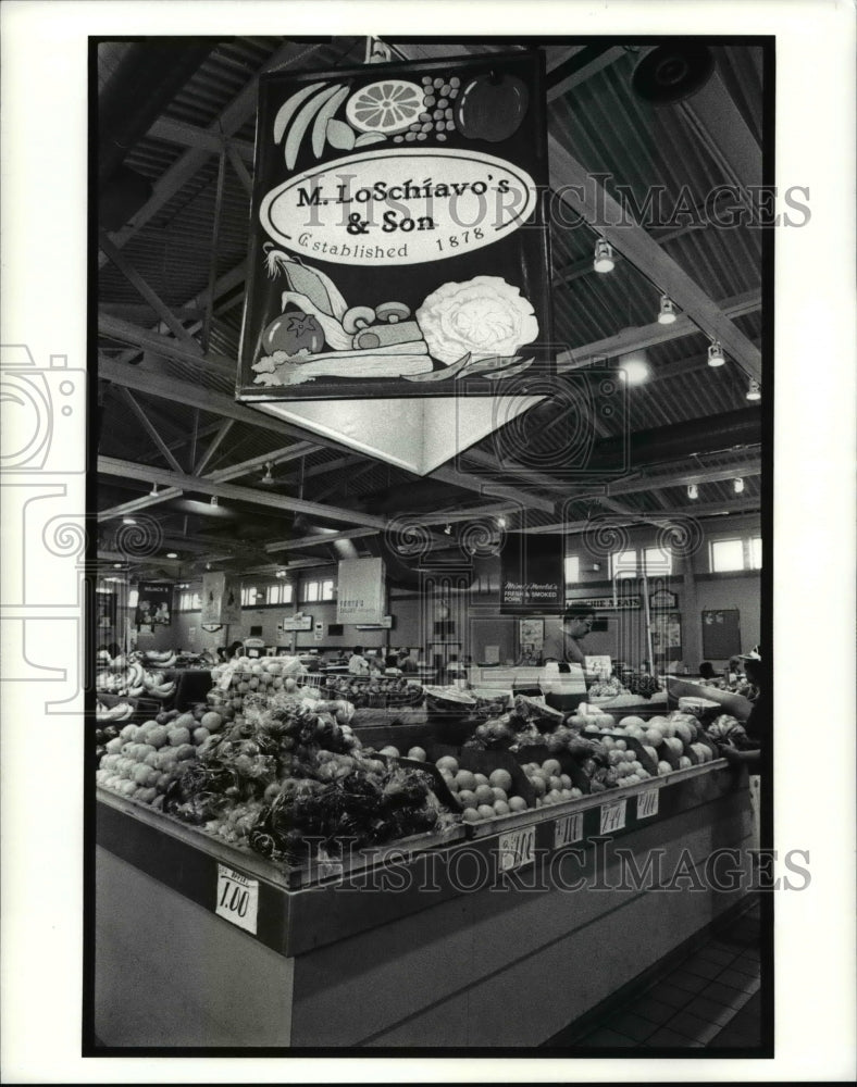 1990 Press Photo East Side Market E. 105th St.- Historic Images