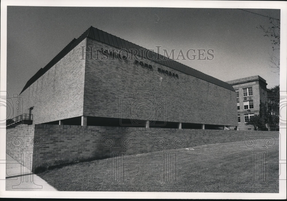 1972 Press Photo James Ford Rhodes High School at 5100 Biddulph Road- Historic Images