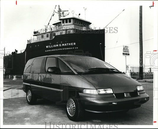 1991 Press Photo Oldsmobile- Silhouette- Historic Images