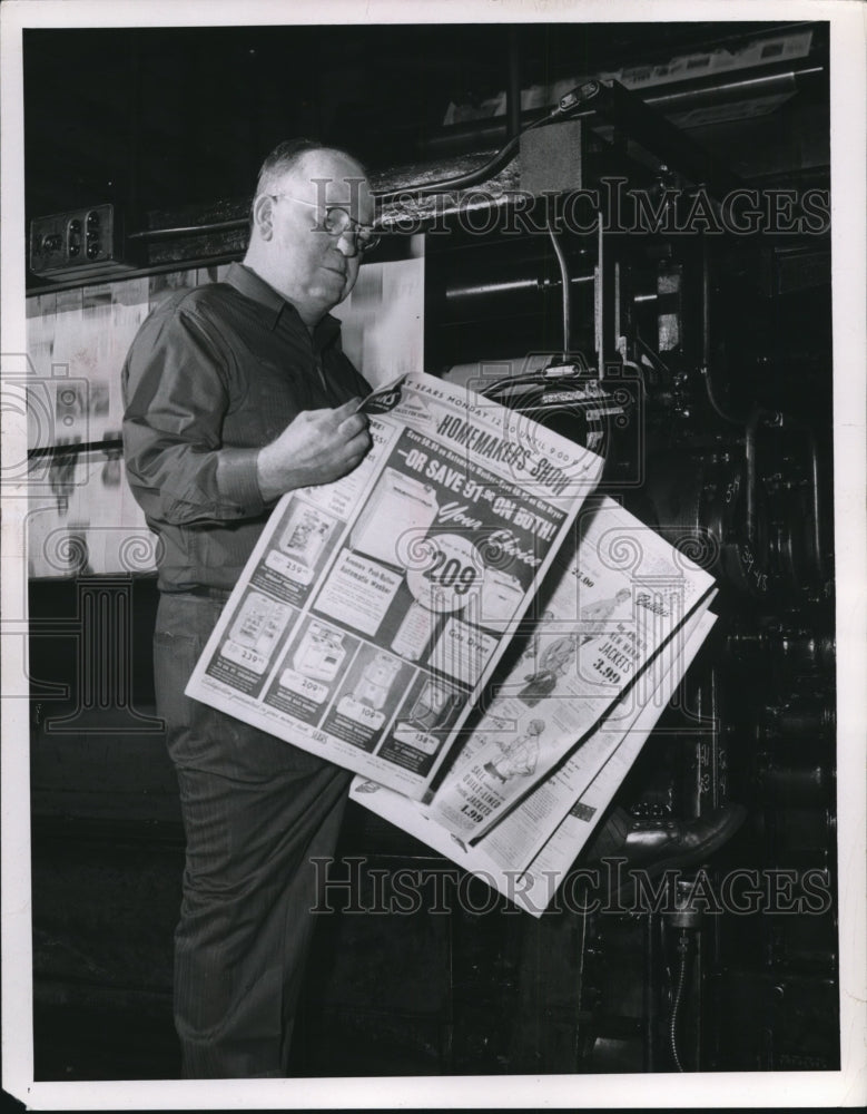1955 Press Photo Emmett O&#39;Flanigan- Historic Images