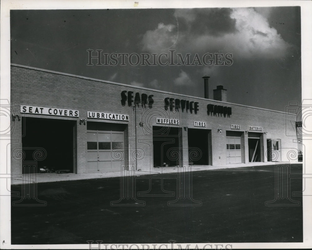 1959 Press Photo Sears Service Station - cva95172