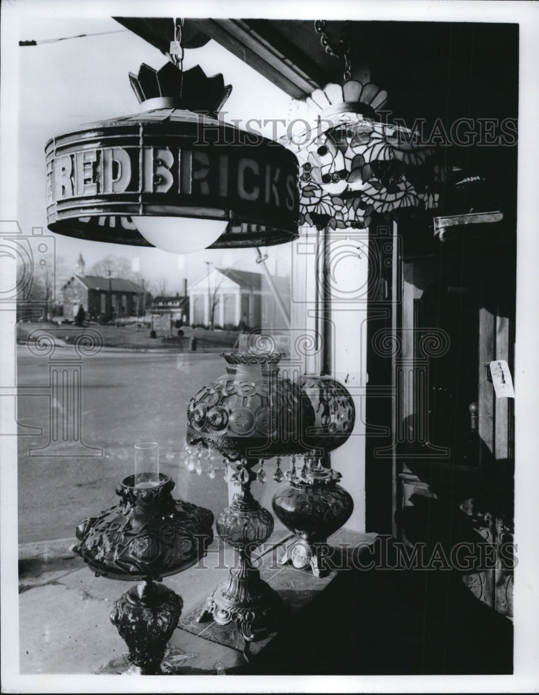 1969 Press Photo Red Bricks Store Inc. in Cleveland Ohio.- Historic Images