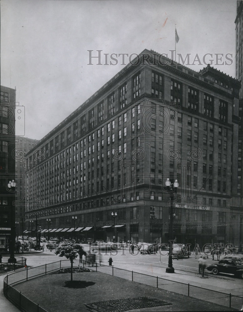 1956 Press Photo General View of the Higbee Company building- Historic Images