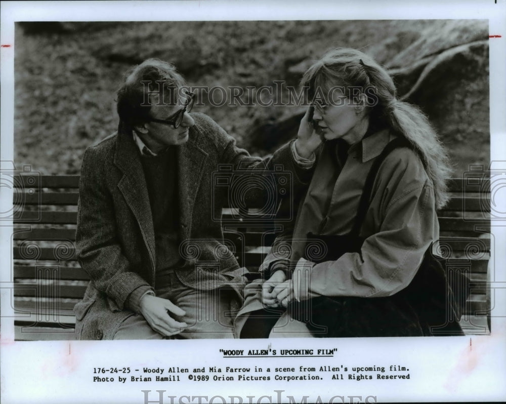 1990 Press Photo Actor Woody Allen with actress Mia Farrow - cva97209- Historic Images