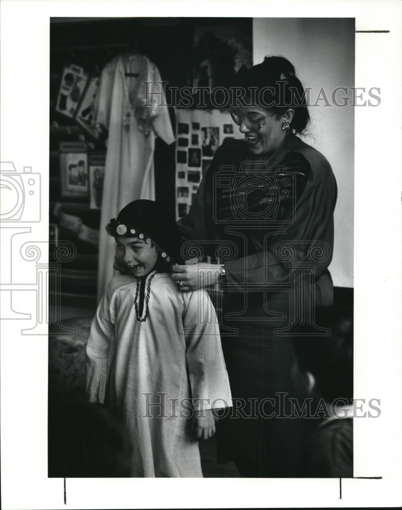 1991 Press Photo Meagan Sloan and Eman Daniel-Roxbury Elementary School- Historic Images
